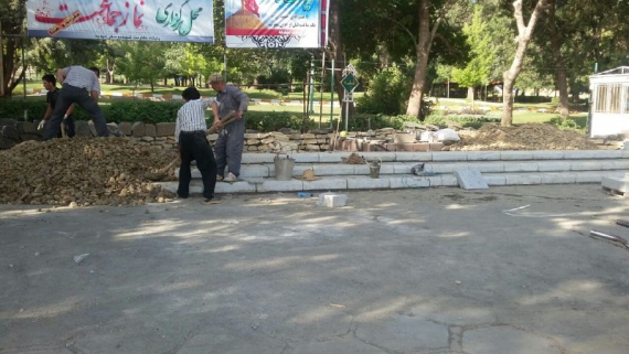 مراحل آماده سازی محل تدفین شهدای گمنام در پارک مردم همدان+تصاویر