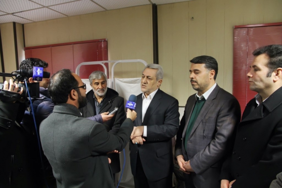 بازدید استاندار همدان از درمانگاه شبانه روزی نور همدان+تصاویر