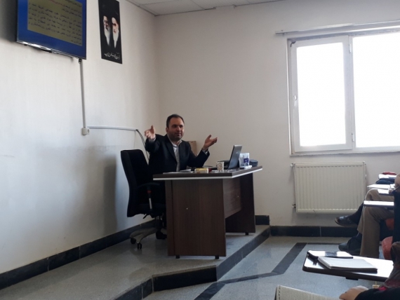 کارگاه آموزشی سواد رسانه ای با موضوع خبرنویسی در همدان 