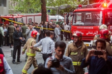 خودروی پژو 206 در میدان امام (ره) همدان طعمه حریق شد