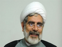 از بی‌عرضگی روحانی است که می‌گوید به هیچ حزبی وابسته نیستم/ مگر مرض داشتیم که هزینه دادیم
