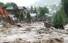 آغاز آبرسانی سیار از همدان به سیل زدگان ایلام/باران شدید در همدان خسارت قابل توجهی نداشته است