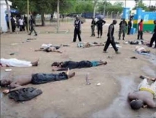 ارتش نیجریه درحال دفن دسته جمعی و سوزاندن اجساد مسلمانان قتل عام شده است