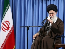 شعار «خدمت‌رسانی برای تحقق عدالت و پیشرفت» را همگانی کنید